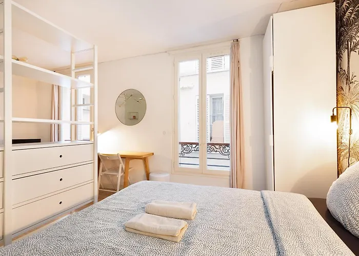 Home Sweet Home Sauffroy Batignolles